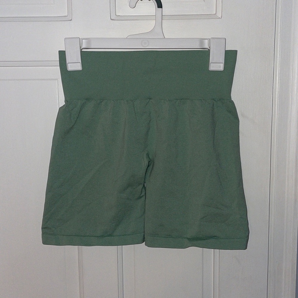 NVGTN shorts